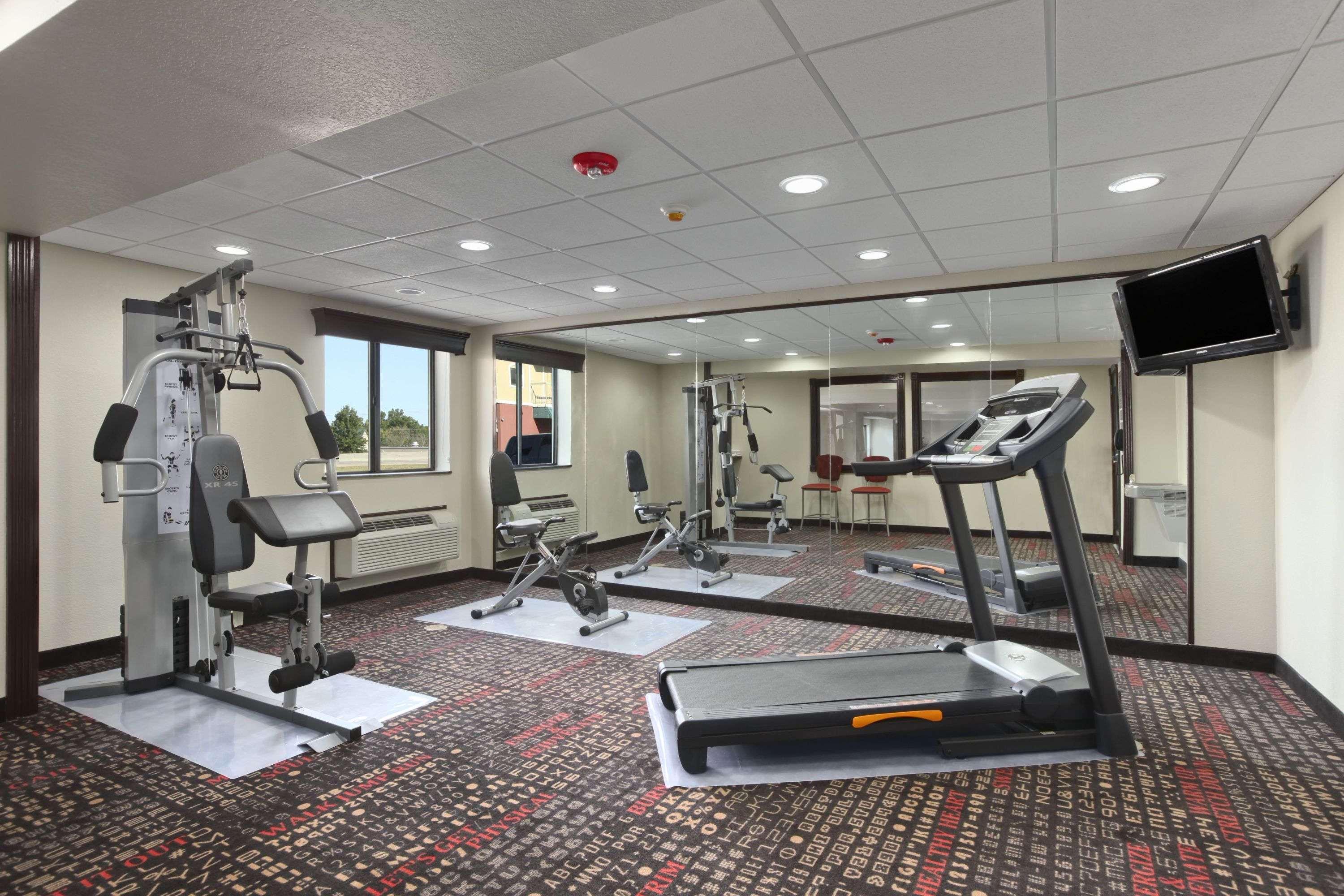 Sky Tree Hotels Tulsa Ngoại thất bức ảnh