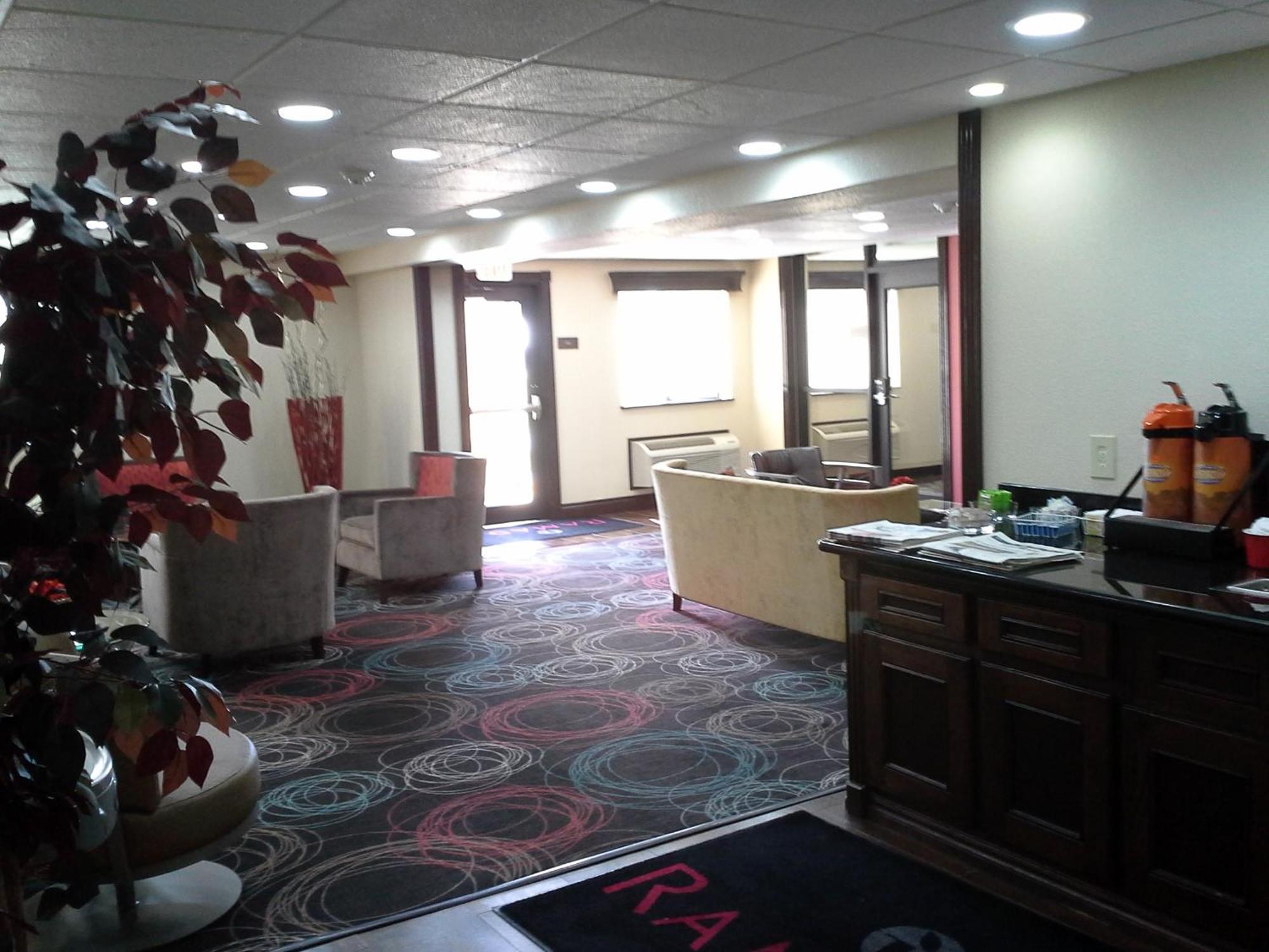 Sky Tree Hotels Tulsa Ngoại thất bức ảnh